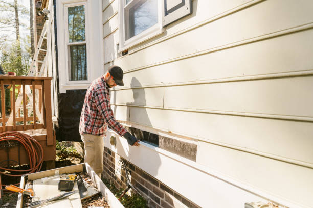 Top rated local Emergency Siding Repair specialists in Newton, IL